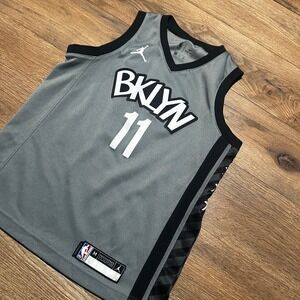 Jordan Brooklyn Nets Grey Kyrie Irving 11 Jersey Kids Medium 10/12